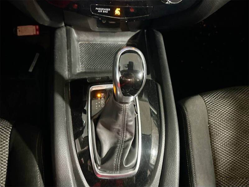 2020 Nissan Rogue Sport SV