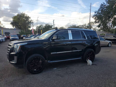 2017 Cadillac Escalade Standard
