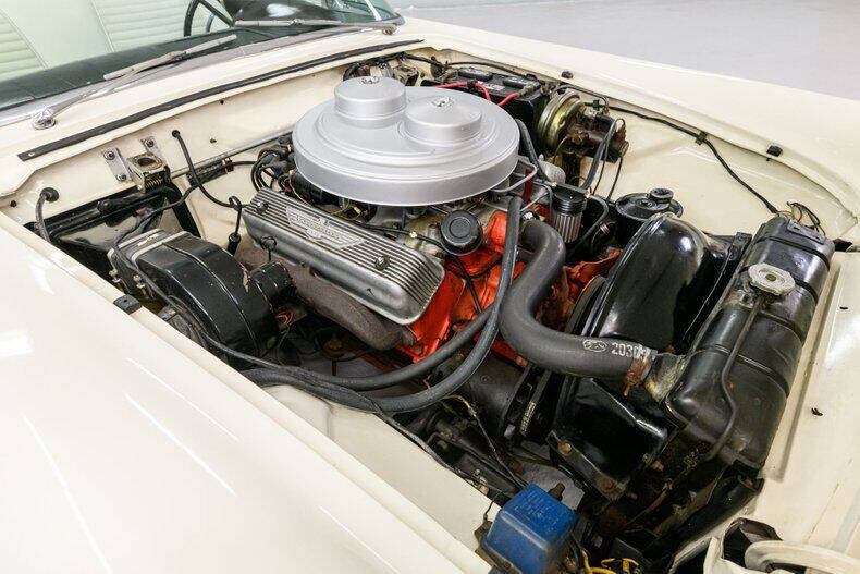 1957 Ford Thunderbird