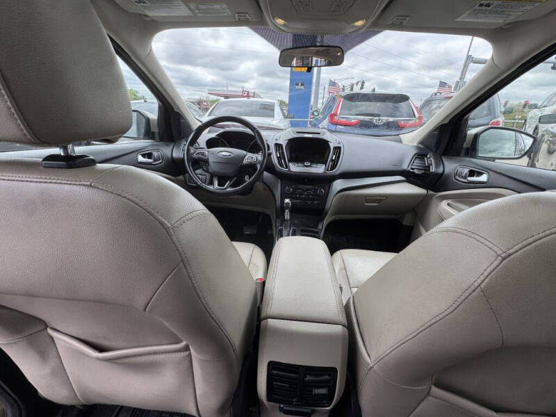 2017 Ford Escape SE