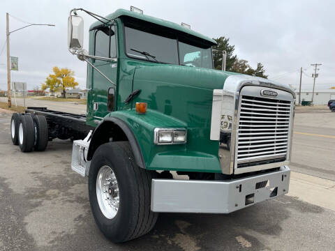 1999 Freightliner FLD120