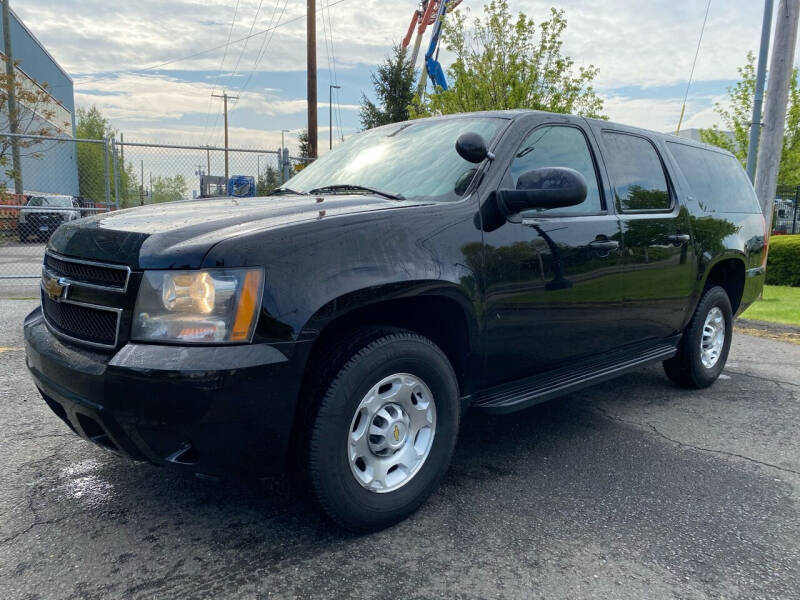 2007 Chevrolet Suburban for sale at A&R Automotive in Bridgeport CT