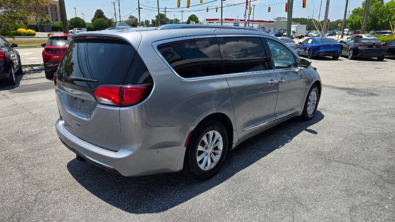 2018 Chrysler Pacifica Touring L Plus