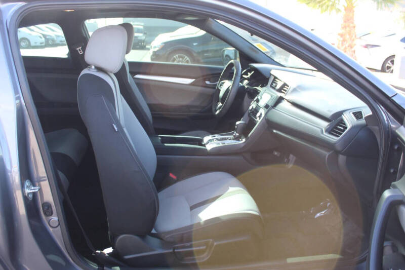 2016 Honda Civic LX-P