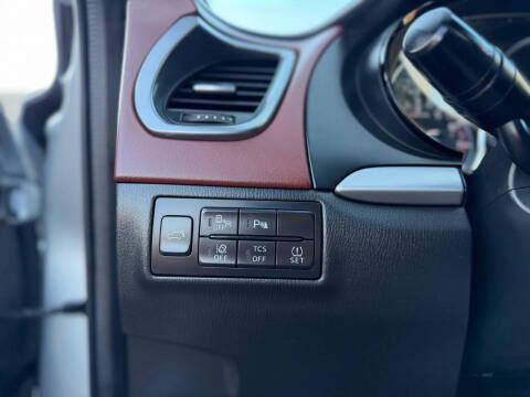 2017 Mazda CX-9 Signature