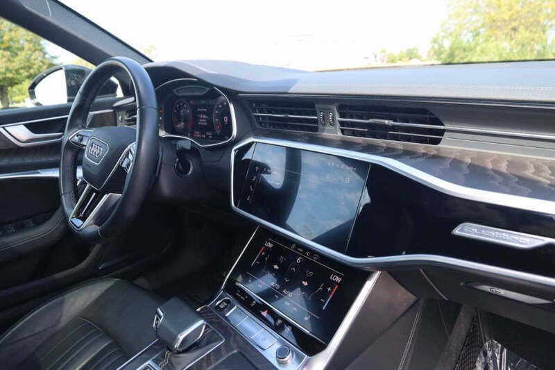 2022 Audi A6 quattro Premium Plus 55 TFSI