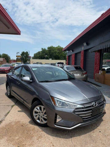 2019 Hyundai Elantra SE