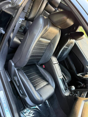 2011 Ford Mustang GT Premium