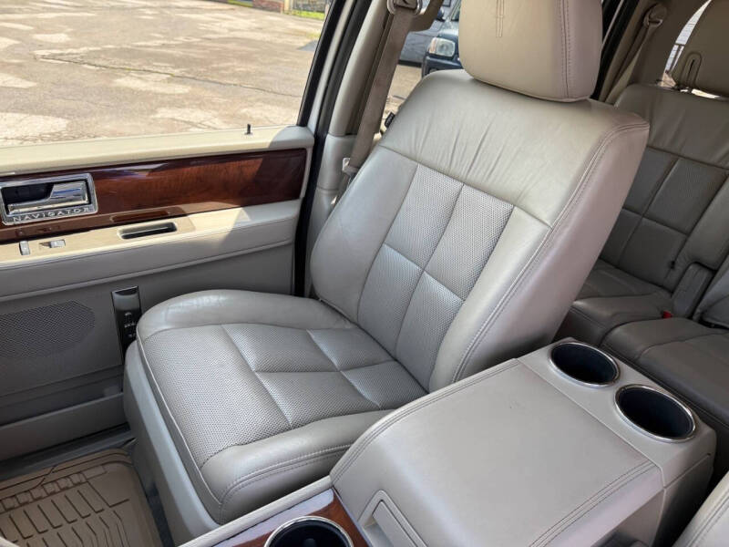 2013 Lincoln Navigator