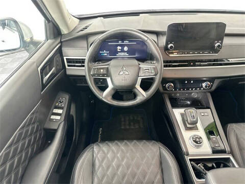 2023 Mitsubishi Outlander PHEV SEL