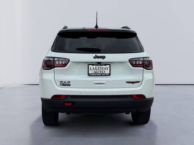 2024 Jeep Compass Trailhawk
