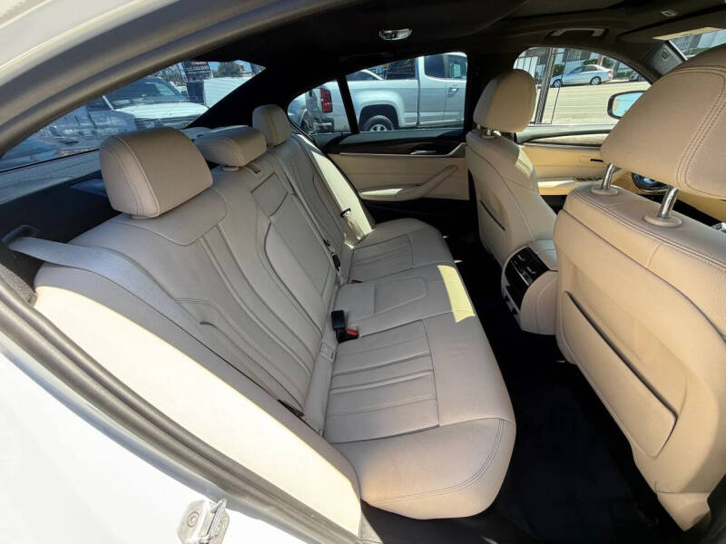 2018 BMW 5 Series 530e iPerformance