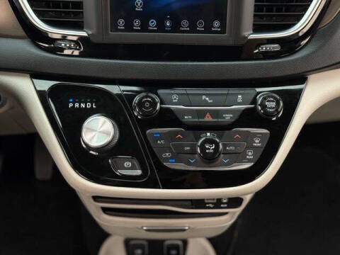 2019 Chrysler Pacifica Touring L