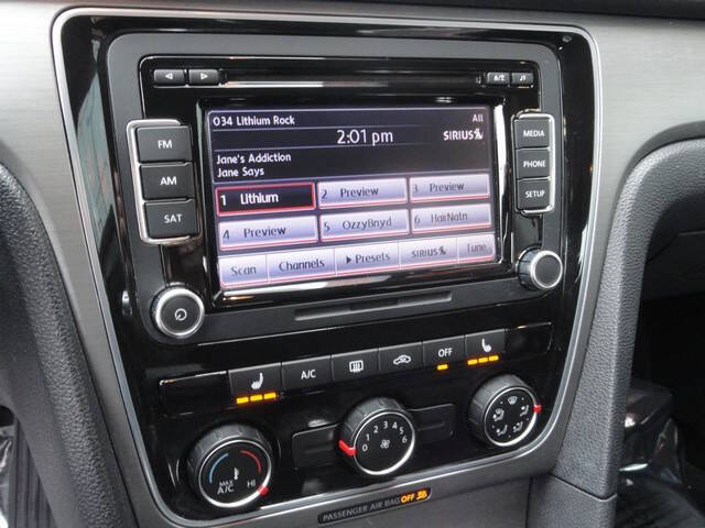 2015 Volkswagen Passat