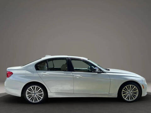 2017 BMW 3 Series 330i xDrive