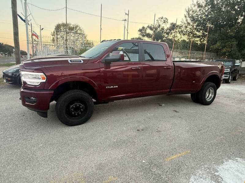 2022 RAM 3500 Laramie