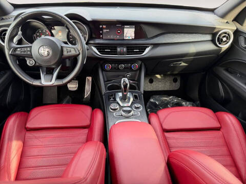 2022 Alfa Romeo Stelvio Sprint