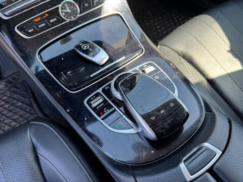 2017 Mercedes-Benz E-Class E 300 4MATIC