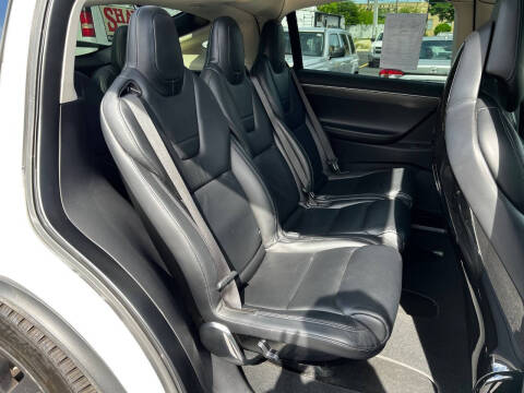 2016 Tesla Model X 75D