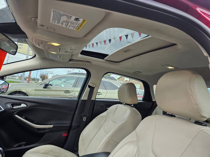 2017 Ford Focus Titanium