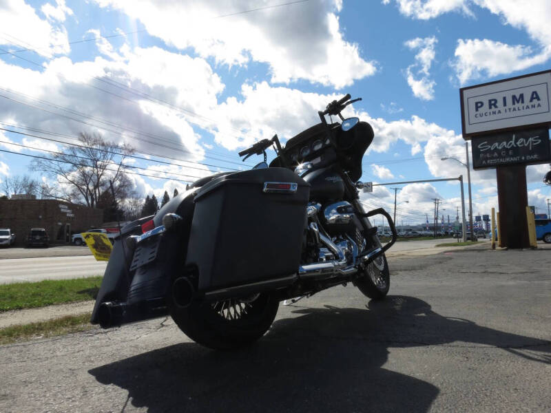 2017 Harley-Davidson Street Glide