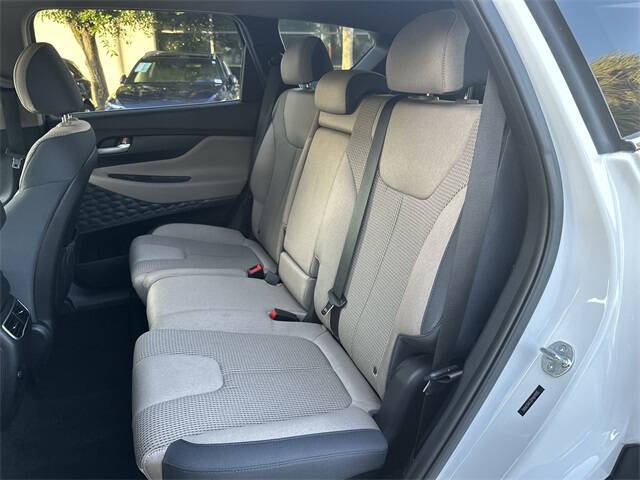 2023 Hyundai Santa Fe SE