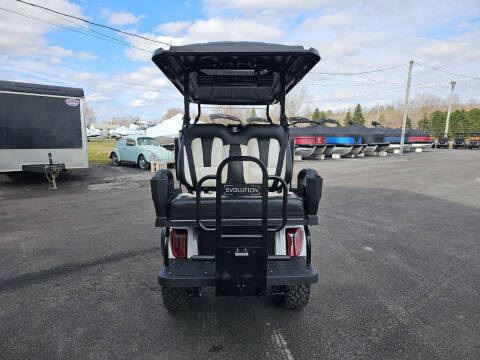 2025 Evolution Maverick 2 + 2