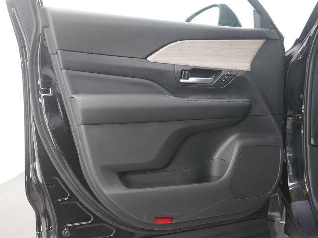 2025 Toyota Grand Highlander Platinum