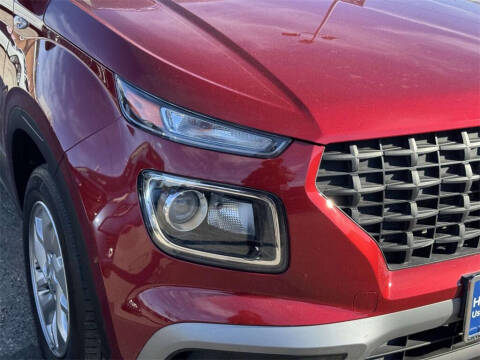 2023 Hyundai Venue SE