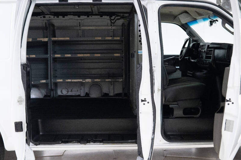 2018 Chevrolet Express 2500