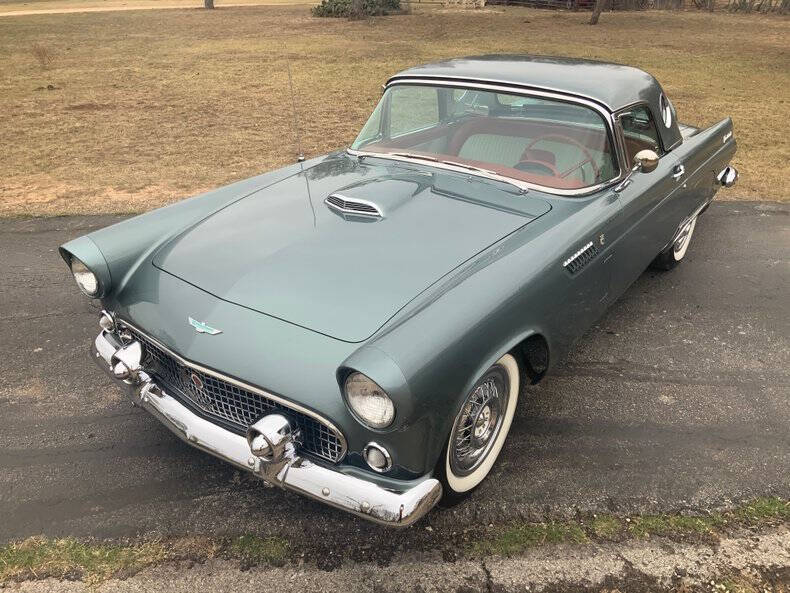 1956 Ford Thunderbird