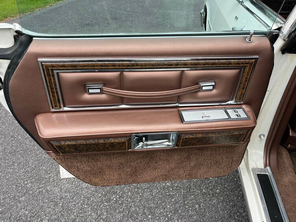 1976 Lincoln Continental 51