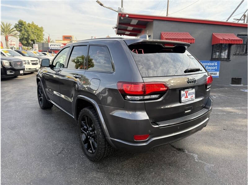 2018 Jeep Grand Cherokee Altitude
