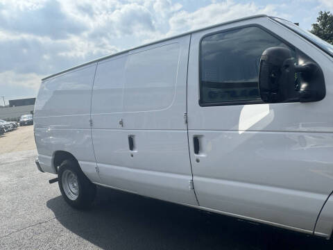 2014 Ford E-Series E-150