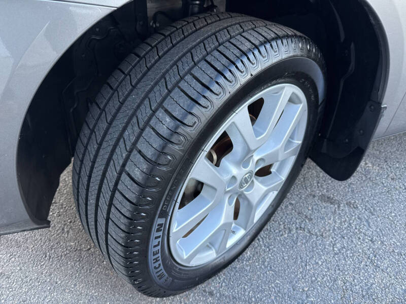 2013 Nissan Rogue SV w/SL Package