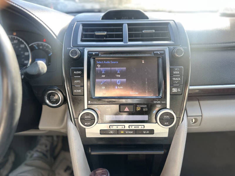 2014 Toyota Camry XLE