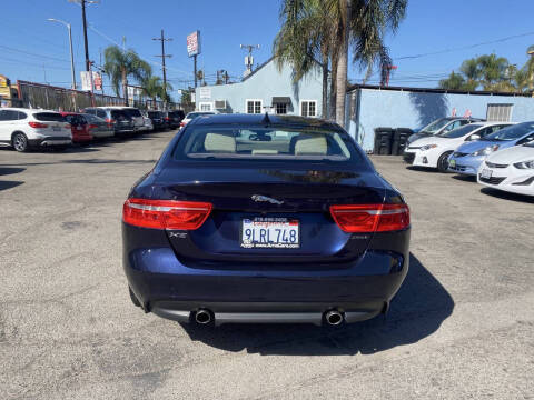 2017 Jaguar XE 25t Prestige