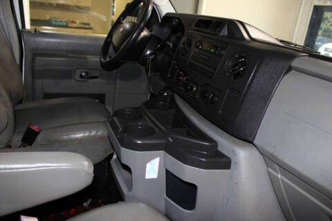 2009 Ford E-Series E-350 SD