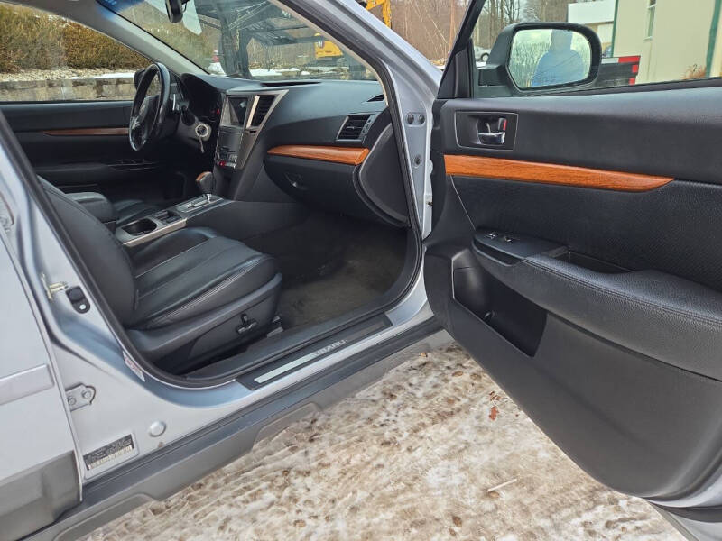 2013 Subaru Outback 2.5i Limited