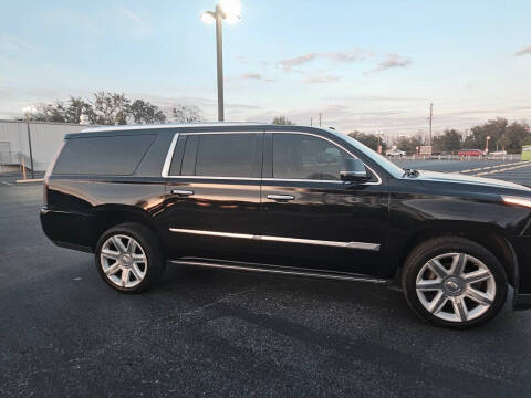 2017 Cadillac Escalade ESV Premium Luxury