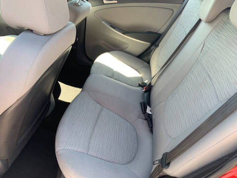 2016 Hyundai Accent SE
