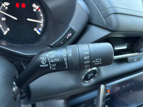 2022 Mazda MX-30 EV Premium Plus