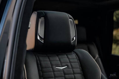 2025 Cadillac Escalade-V