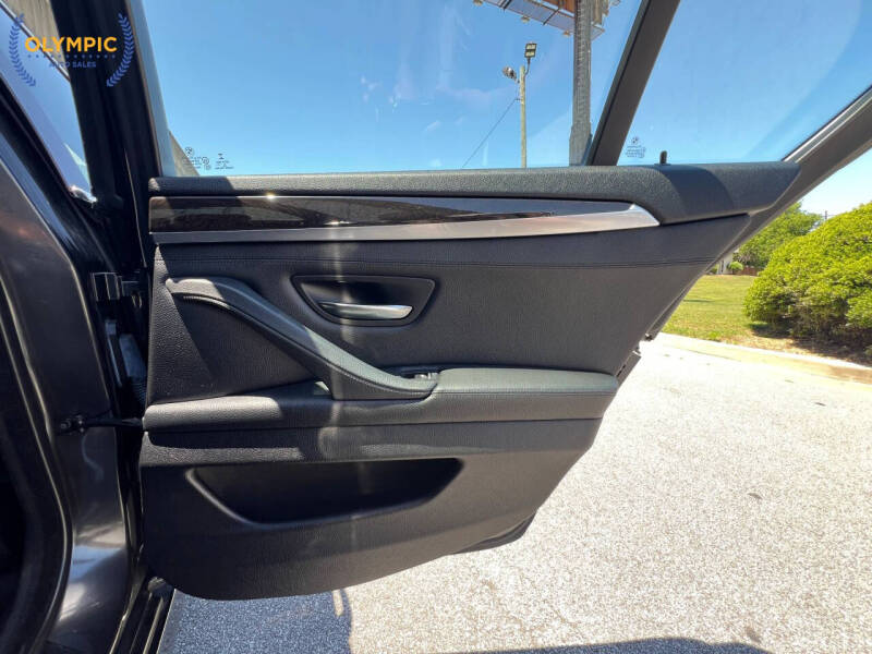2015 BMW 5 Series 528i xDrive
