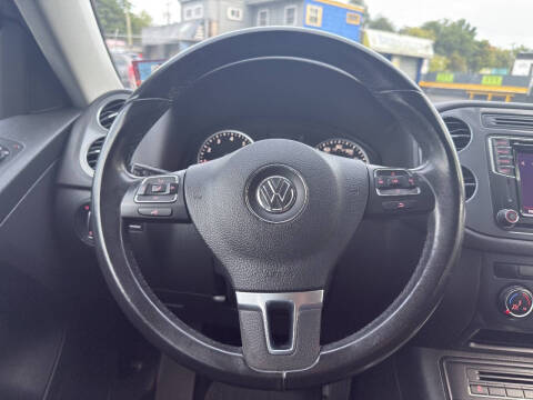 2018 Volkswagen Tiguan Limited 2.0T 4Motion