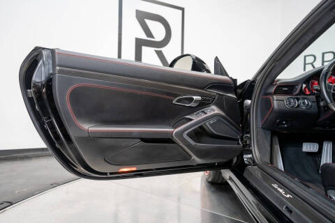 2017 Porsche 911 Turbo S