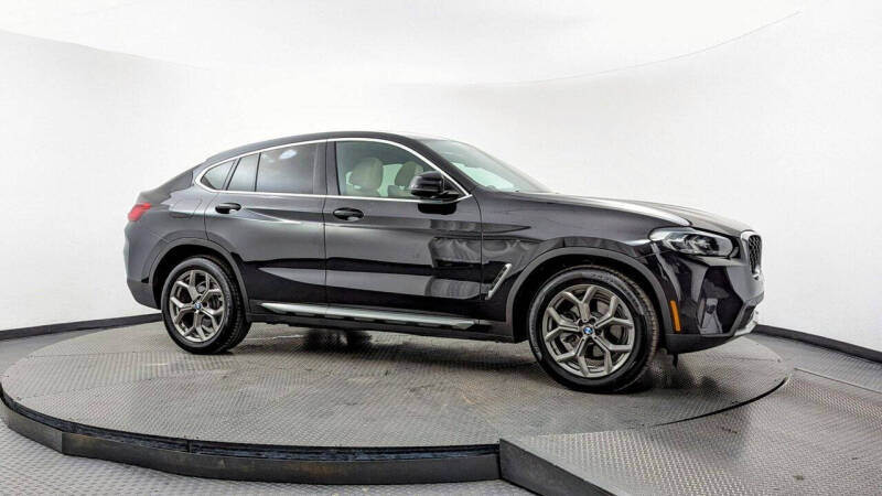 2022 BMW X4 xDrive30i