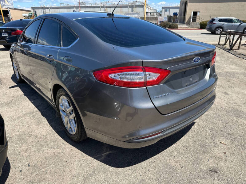 2014 Ford Fusion SE