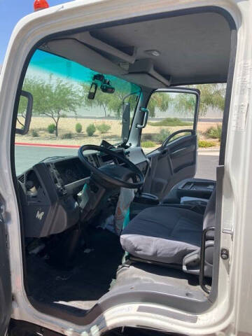 2017 Chevrolet 3500 LCF