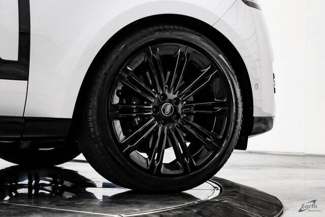 2024 Land Rover Range Rover P400 SE